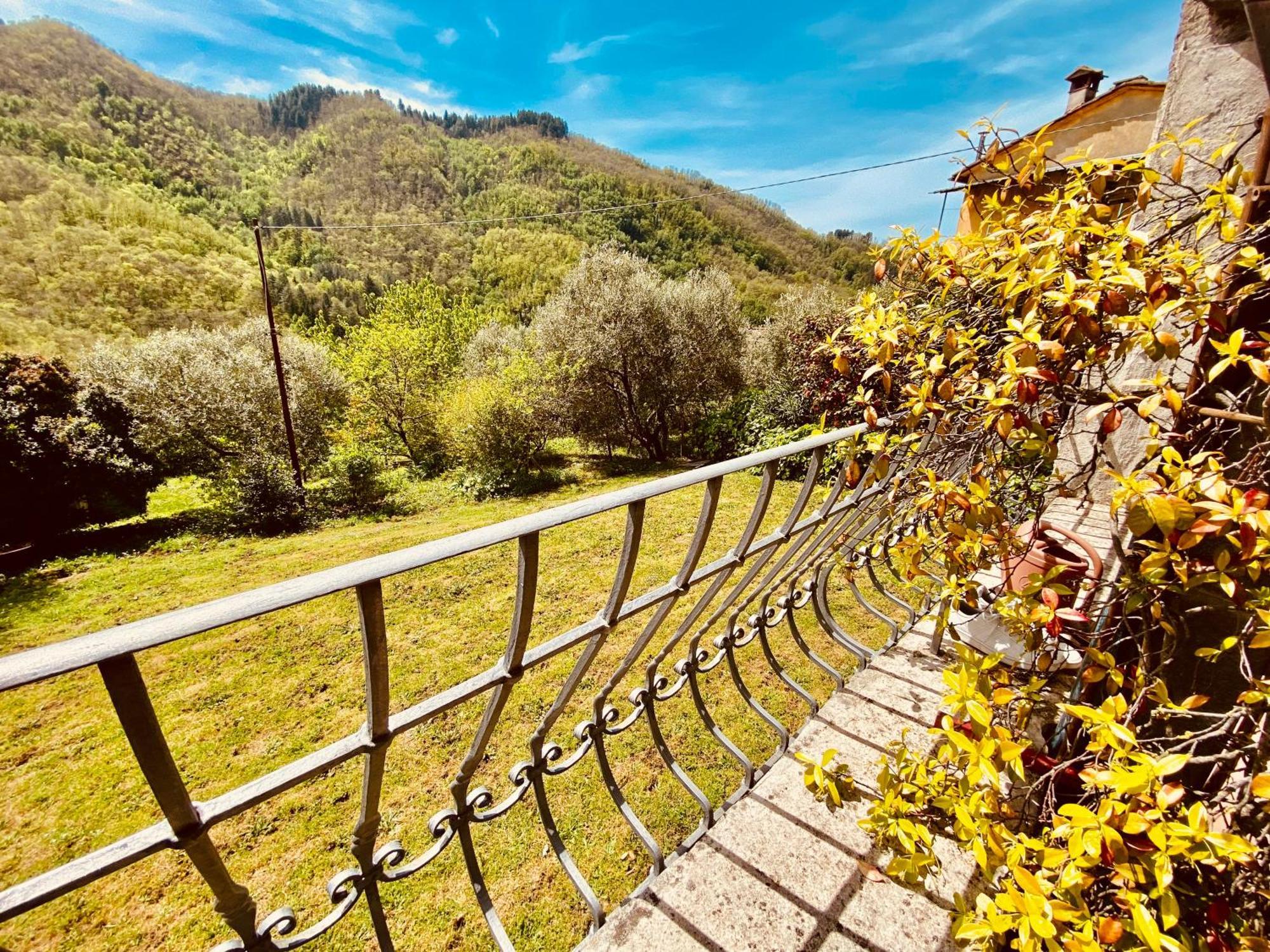 La Vista Dal Civico 26 Villa Bagni di Lucca Luaran gambar